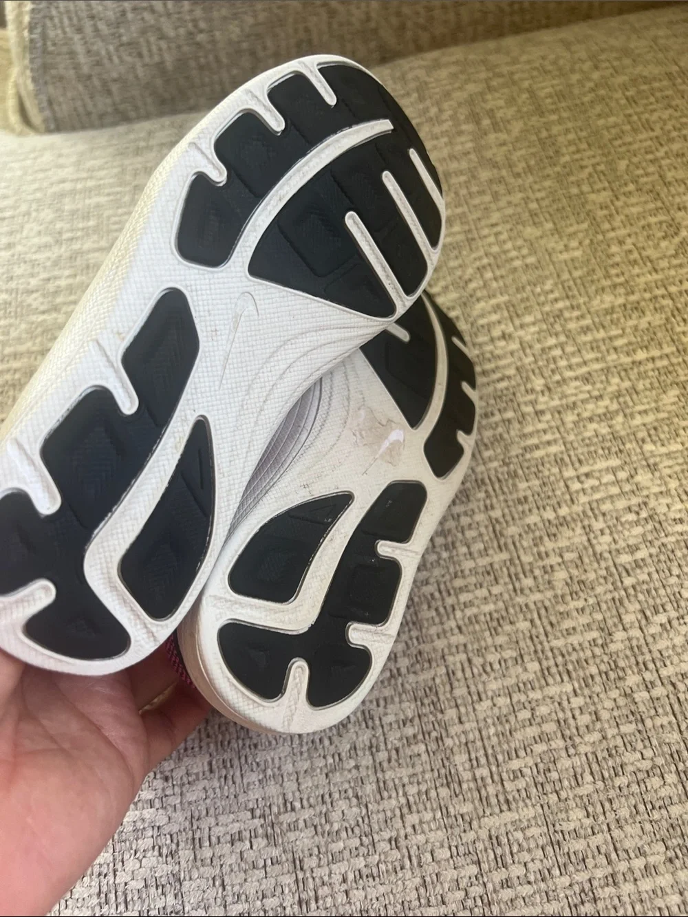 Nike lightweight sneakers
